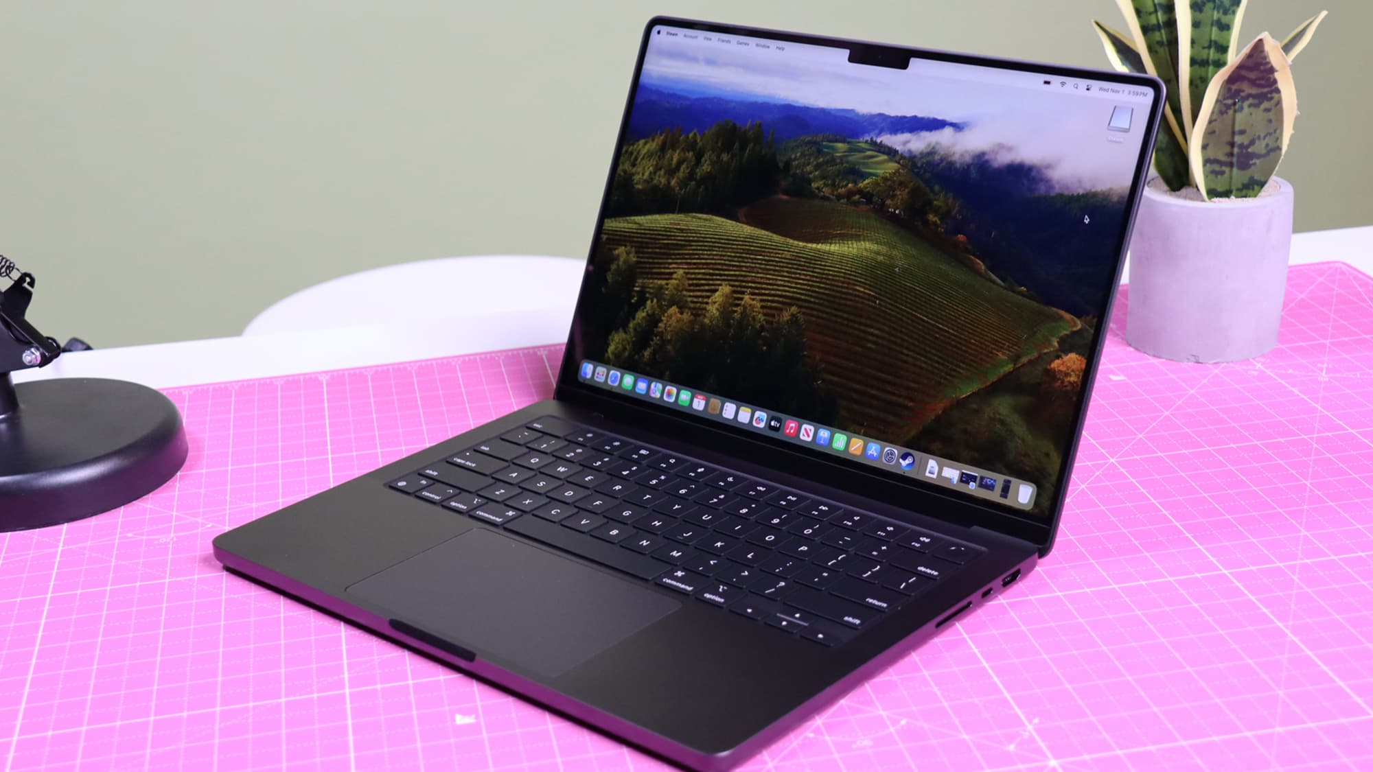 MacBook Pro M3 14"
